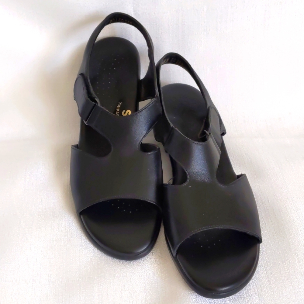SAS Black Sz 8S Low Heel Sandal Synthetic Tripad Comfort EUC